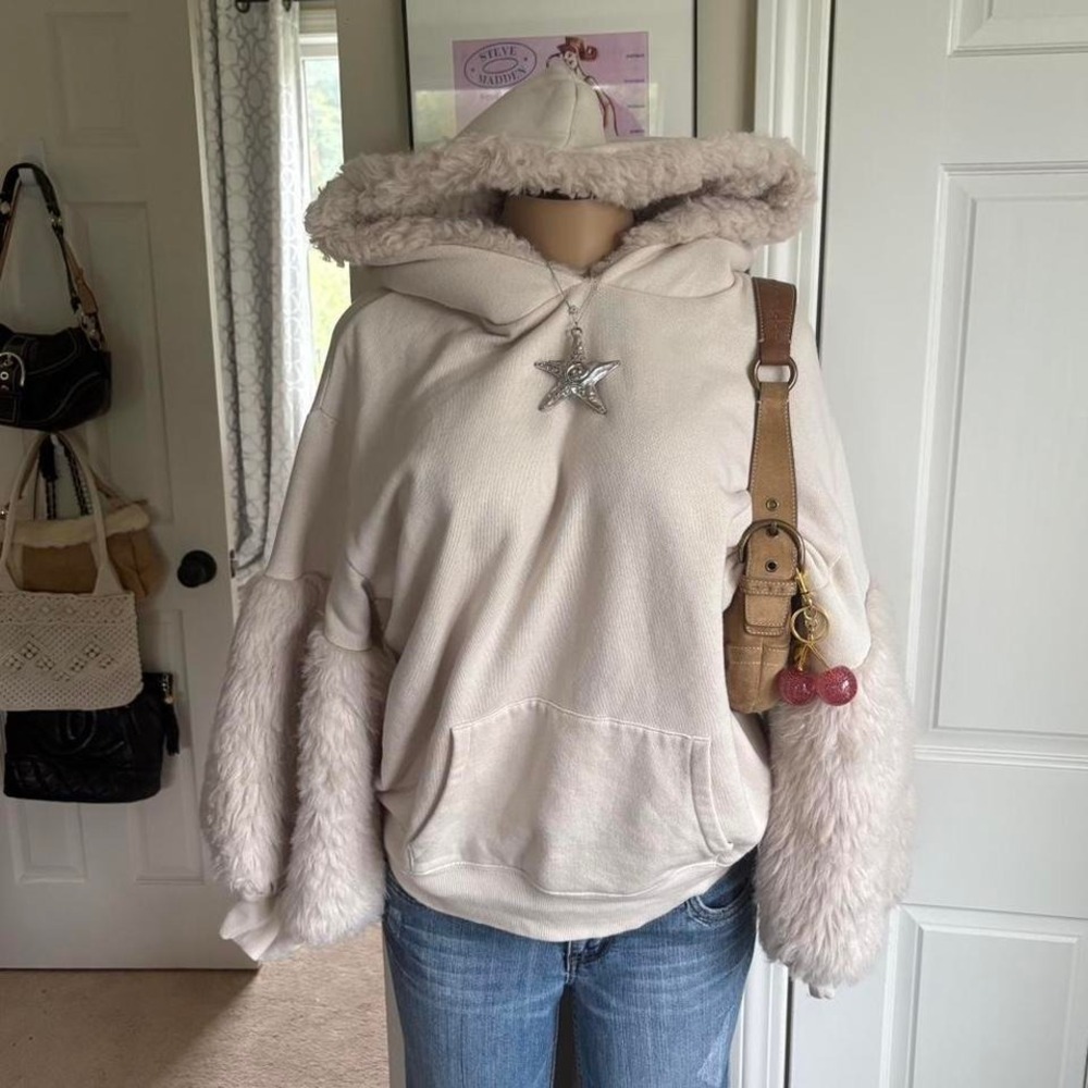 y2k 2000s express one eleven faux fur cream hoodie